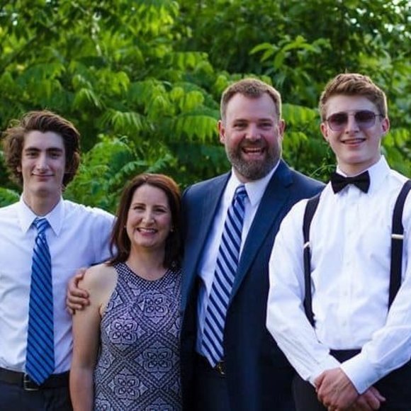 Meet your Posher, Tracey - Picture 1 of 1